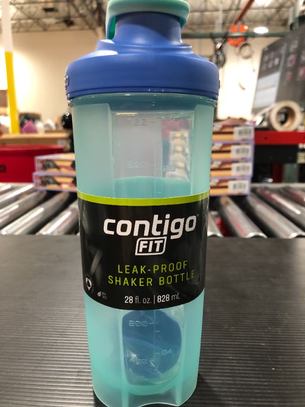 Photo 3 of Contigo 28oz Shake & Go Fit Plastic Water Bottle

