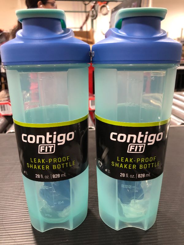 Photo 1 of [2 Pack] Contigo 28oz Shake & Go Fit Plastic Water Bottle
