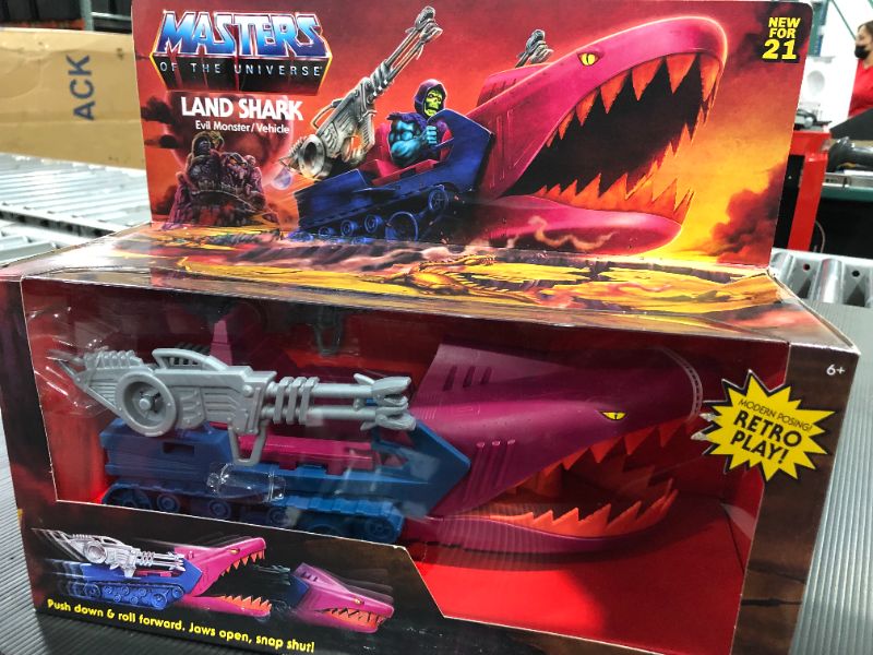 Photo 3 of Masters of the Universe Tubaronk Vehicle