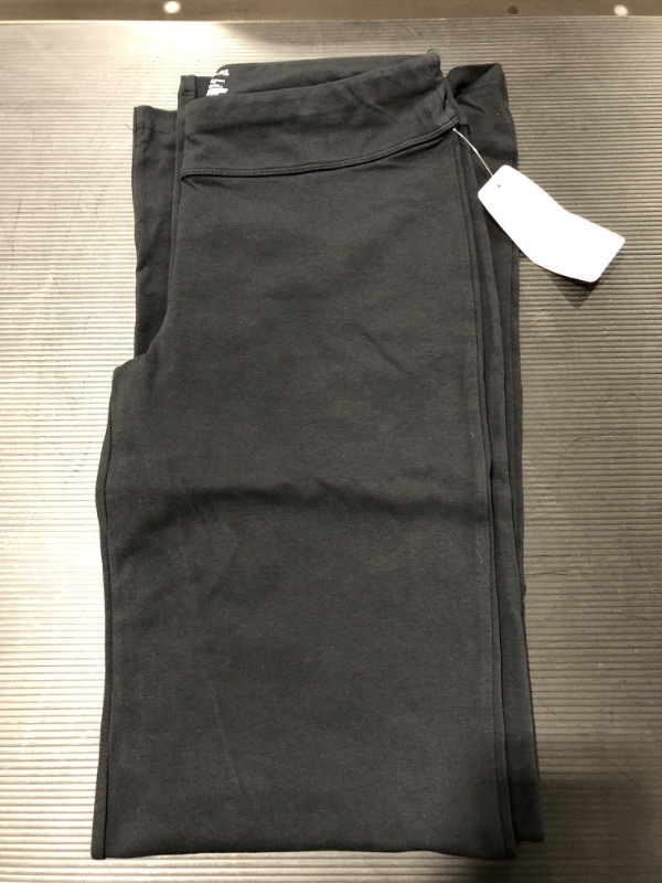 Photo 3 of Spalding Women's Bootleg Yoga Pant. BLACK. SIZE MEDIUM.
