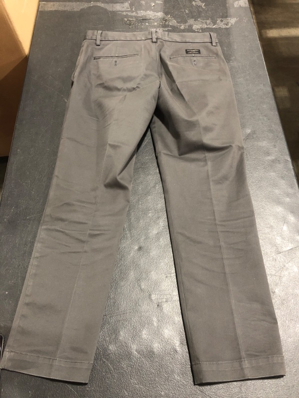 Photo 5 of BANANA REPUBLIC Factory Mens Aiden Stretch Slim Fit Chino Pants. CHARCOAL GREY. SIZE 31 X 30. PRIOR USE. PHOTO FOR REFERENCE.

