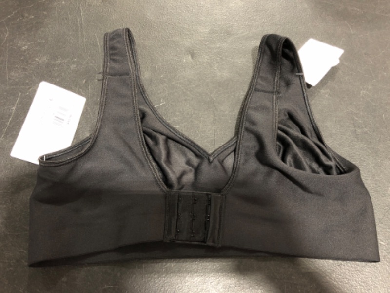 Photo 3 of Hanes Women's SmoothTec ComfortFlex Fit Wirefree Bra MHG796, Available in Single and 2-Pack. SIZE LARGE.
