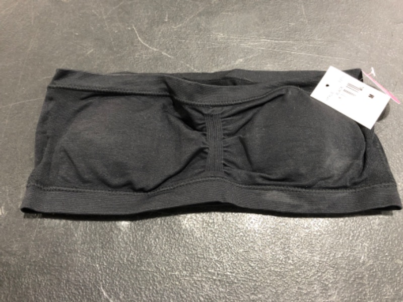 Photo 2 of Maidenform Girls' Seamfree Bandeau (Little Big Kids). HAS BEEN TRIED ON. 
