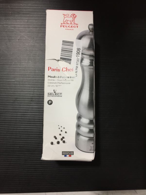 Photo 3 of "Peugeot Paris Chef u'Select Stainless Steel 18cm - 7"" Pepper Mill" (32470)

