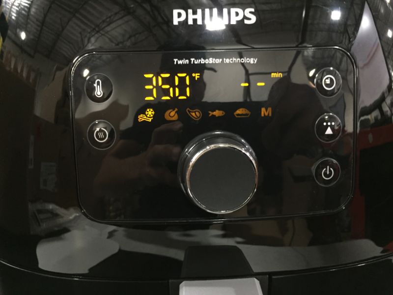 Photo 3 of Philips Premium Airfryer XXL with Fat Removal Technology, 3lb/7qt, Black, HD9650/96
