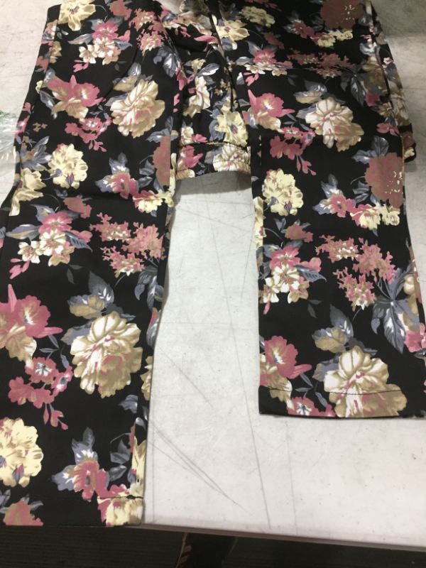 Photo 2 of 2XL (Asian size, runs small) - floral pants