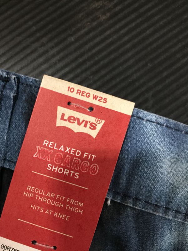 Photo 3 of Levi S Boys Cargo Shorts Sizes 4-18
10 regular w25 