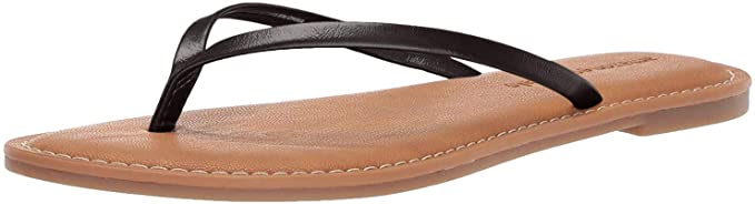 Photo 1 of Amazon Essentials Women's Thong Sandal Black, Size 6