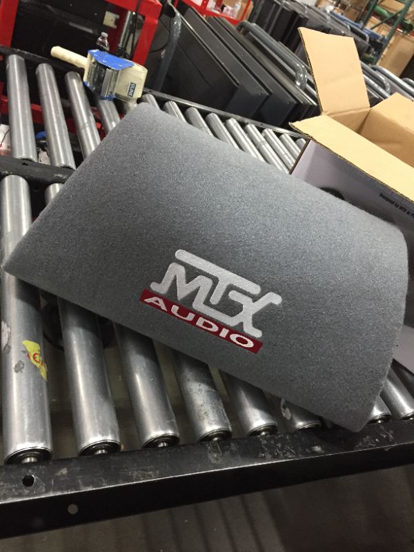 Photo 1 of MTX Audio RT8PT Universal Powered Subwoofer Enclosure
