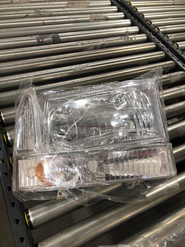 Photo 2 of 1 HEADLIGHT DWVO Headlight Assembly Compatible with 1999-2004 Ford F-250 F-350 F-450 F-550 Super Duty Pickup Truck + Signal Lamps Chrome Housing Clear Lens Amber Reflector
