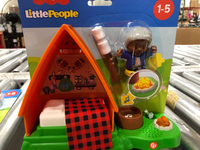 Photo 2 of Fisher-Price Little People A-Frame Cabin Electronic Playset
