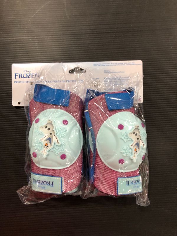 Photo 2 of Bell Sports Frozen Ii Protective Pad Set and Gloves Multi Other
