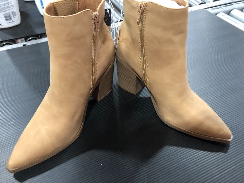 Photo 2 of [Size 11] Women's Whitney Heeled Boots - Universal Thread™
