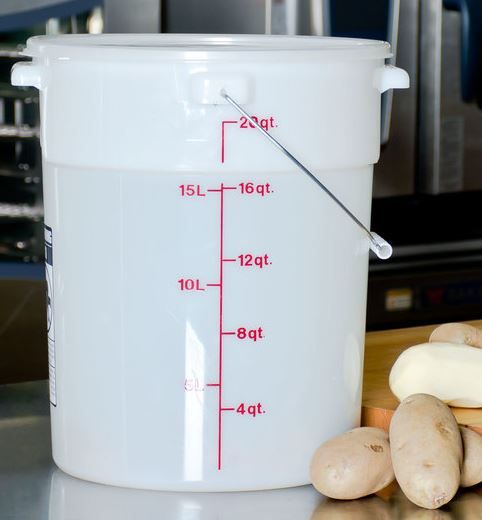 Photo 1 of 22 Qt. Poly Pail / Bucket With Handle