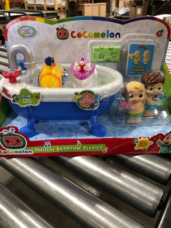 Photo 2 of CoComelon Bathtub Playset
