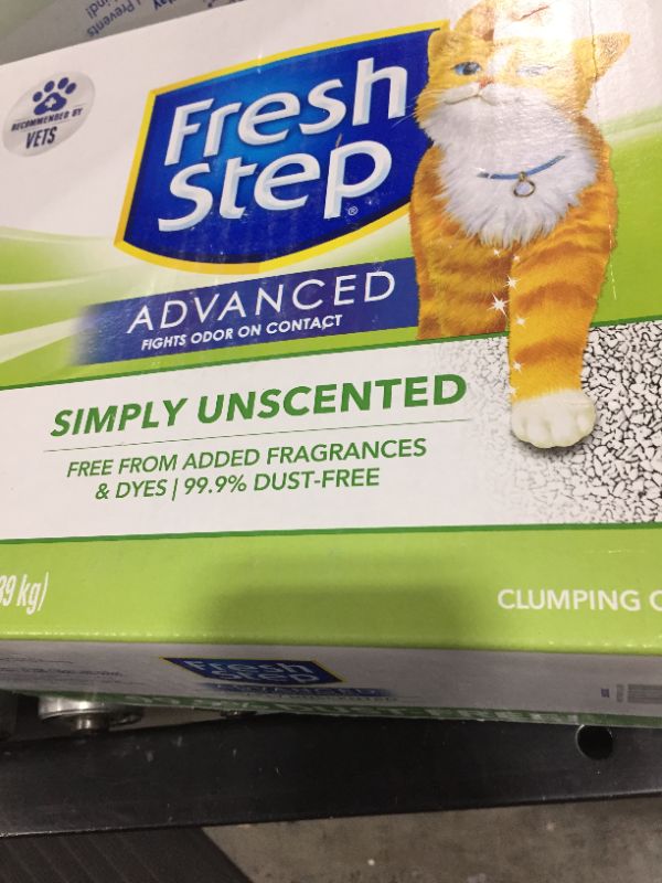 Photo 2 of Advanced Simply Unscented Clumping Cat Litter Recommended By Vets