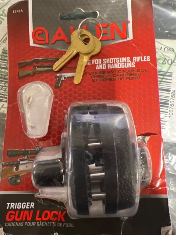 Photo 2 of Bulldog Cases Three Pack Trigger Lock w/Matching Keys
