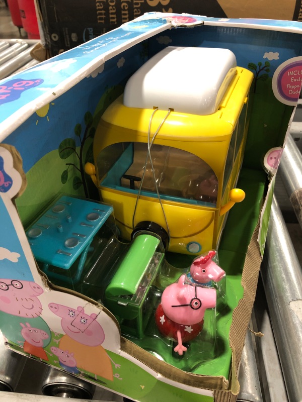 Photo 4 of Peppa Pig Family Campervan Large Vehicle
