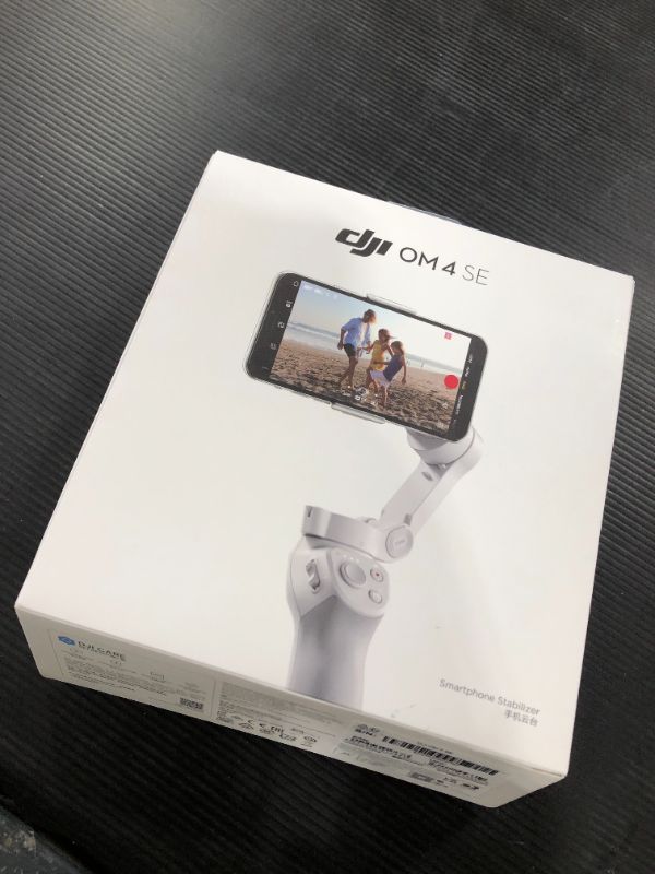 Photo 4 of DJI OM 4 SE Handheld Smartphone Gimbal
