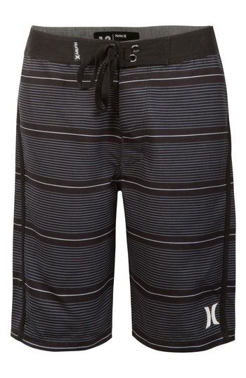 Photo 1 of BOYS' SHORELINE BOARDSHORTS -BOYS SIZE 10 