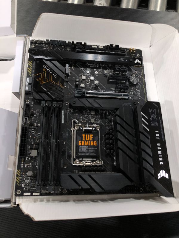 Photo 2 of ASUS TUF Gaming Z690-Plus WiFi D4 LGA1700(Intel 12th Gen) ATX gaming motherboard(PCIe 5.0, DDR4,4xM.2/NVMe SSD,14+2 power stages,WiFi 6,2.5Gb LAN,front USB 3.2 Gen 2 Type-C,Thunderbolt 4,ARGB headers)
