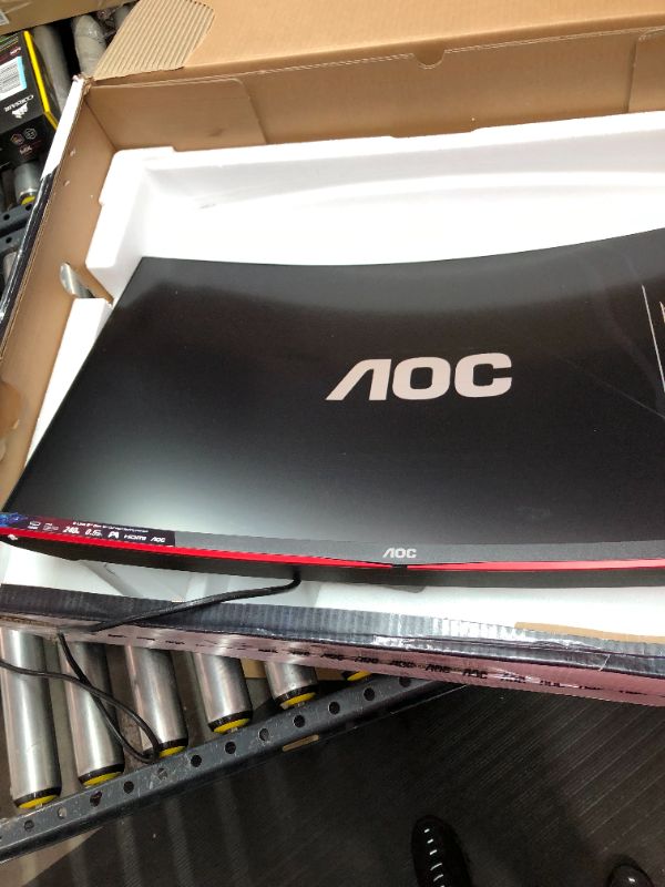 Photo 8 of AOC C32G2ZE 32" Curved Frameless Gaming Monitor, Full HD 1920x1080, VA, 0.5ms 240Hz, AMD FreeSync Premium, DP/HDMI/VGA, VESA, 3-3-1 Re-Spawn Program
CRACKED SCREEN