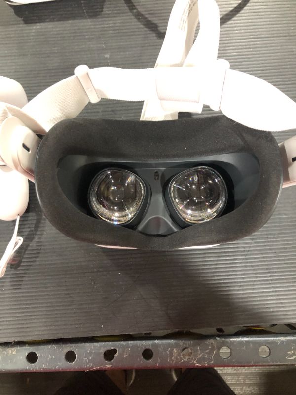 Photo 8 of Meta Quest 2 — Advanced All-In-One Virtual Reality Headset — 256 GB
