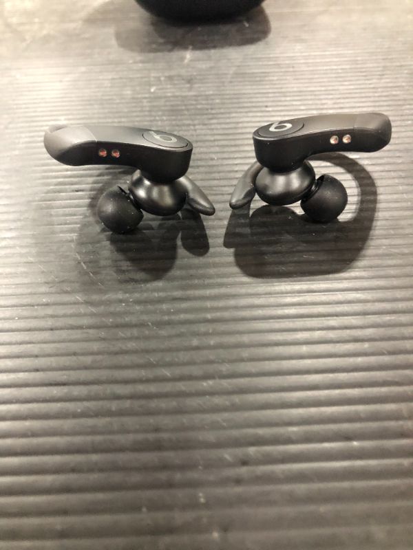 Photo 3 of Powerbeats Pro Wireless Earbuds - Apple H1 Headphone Chip, Class 1 Bluetooth Headphones, 9 Hours of Listening Time, Sweat Resistant, Built-in Microphone - Black
