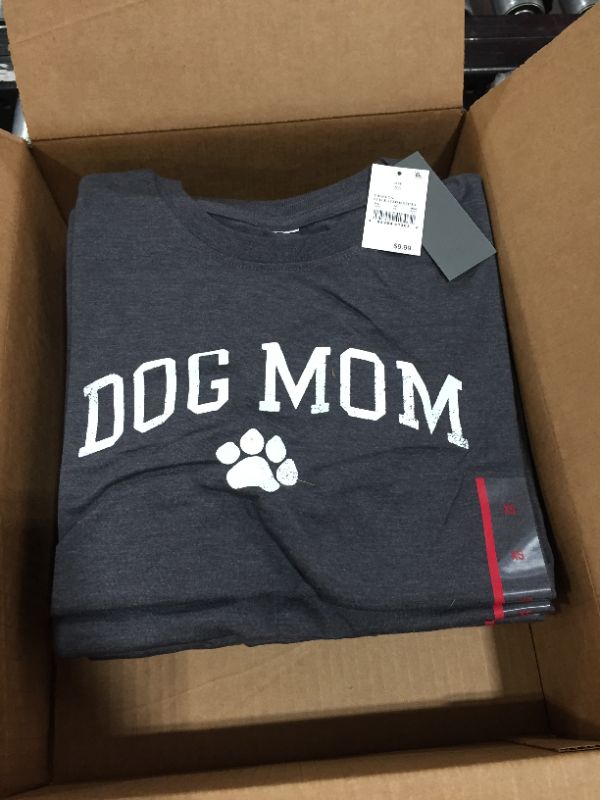 Photo 2 of **pack of 11** Women's Dog Mom Short Sleeve Graphic T-Shirt - size XS
