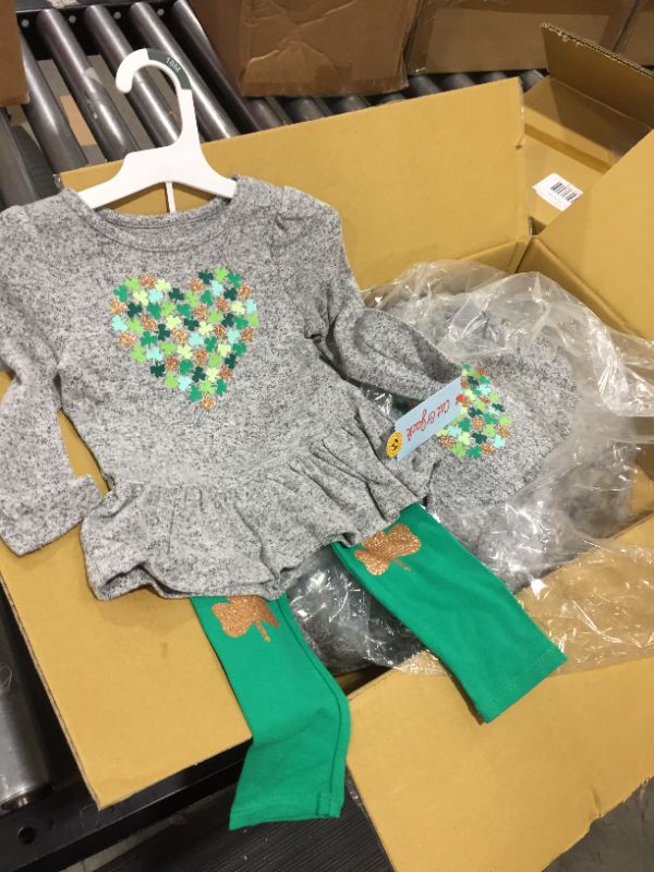 Photo 1 of **pack of 12** Toddler Girls' Shamrock Heart Long Sleeve Cozy Top and Leggings Set - Cat & Jack™, size 2T