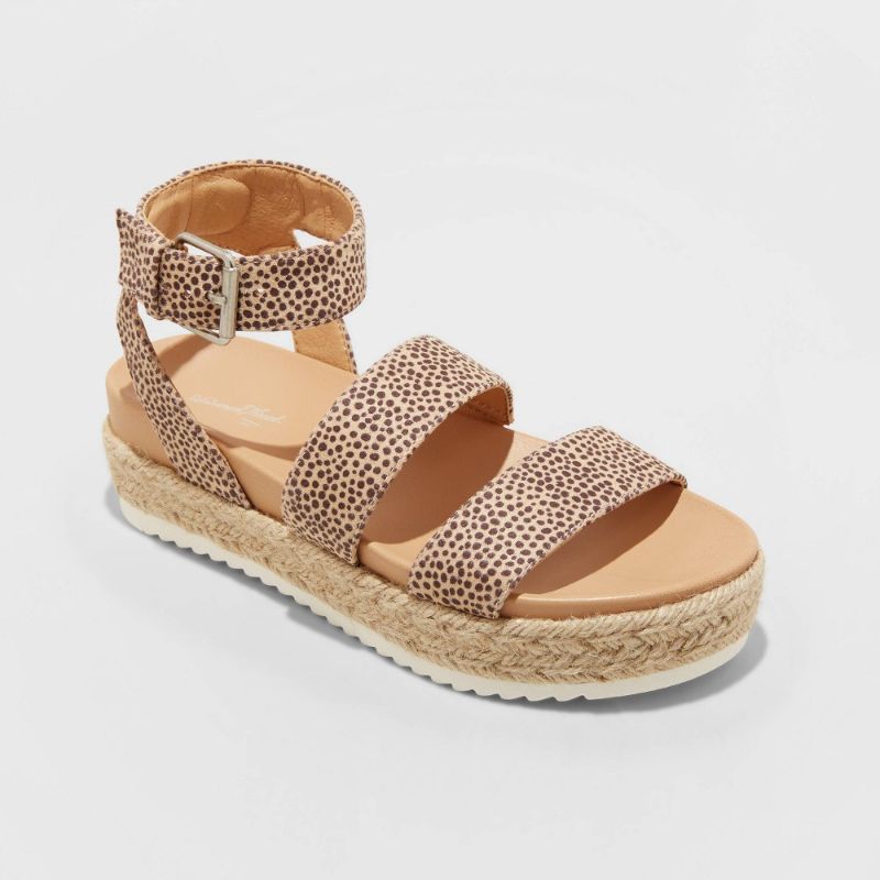 Photo 1 of Women's Annie Platform Sandals - Universal Thread™ Brown Size 9.5
