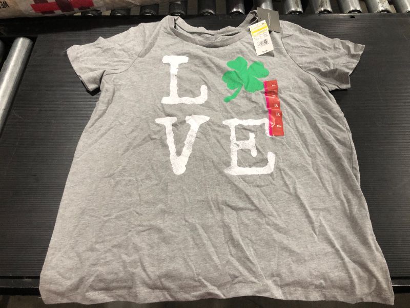 Photo 2 of Women's St. Patrick's Day Love Short Sleeve Graphic T-Shirt - XXL

