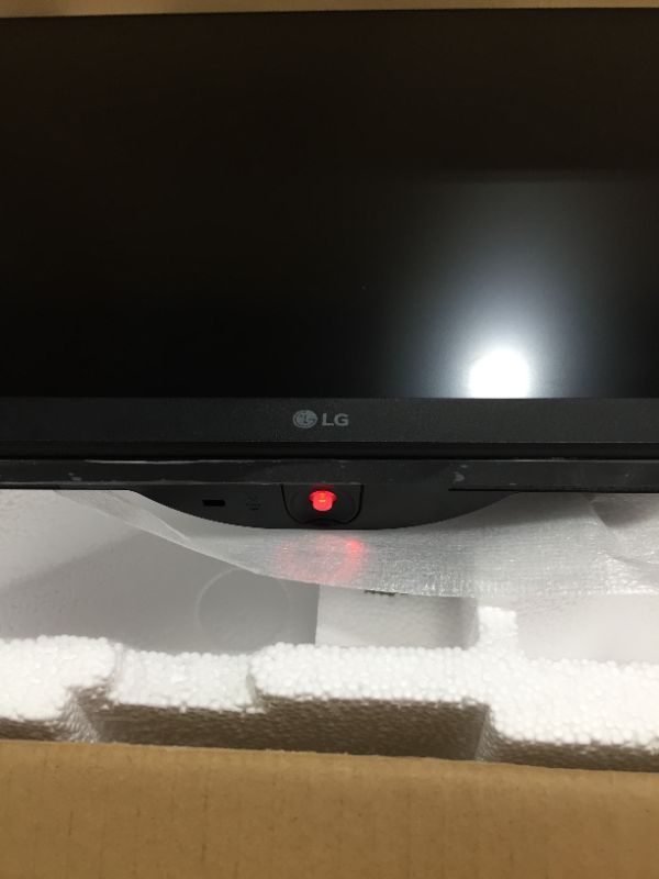 Photo 4 of LG 27 IPS HDMI 2, DISPLAY PORT
