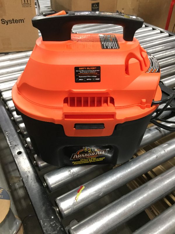 Photo 2 of Armor All, AA255 , 2.5 Gallon 2 Peak HP Wet/Dry Utility Shop Vacuum , Orange
