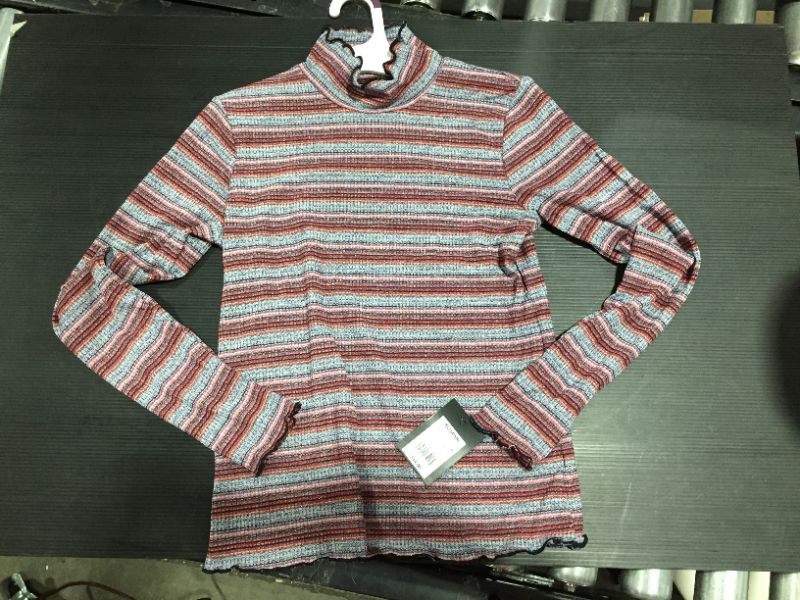 Photo 1 of Girls' Lettuce Edge Ock-Neck Top - Art Class. size: X-LARGE
