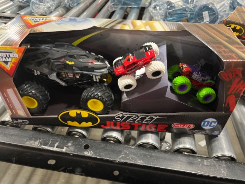 Photo 2 of DieCast Monster-Jam Street Justice, 3 Pack (Batman, Harley Quinn, Joker) Target Exclusive!, 6056540
