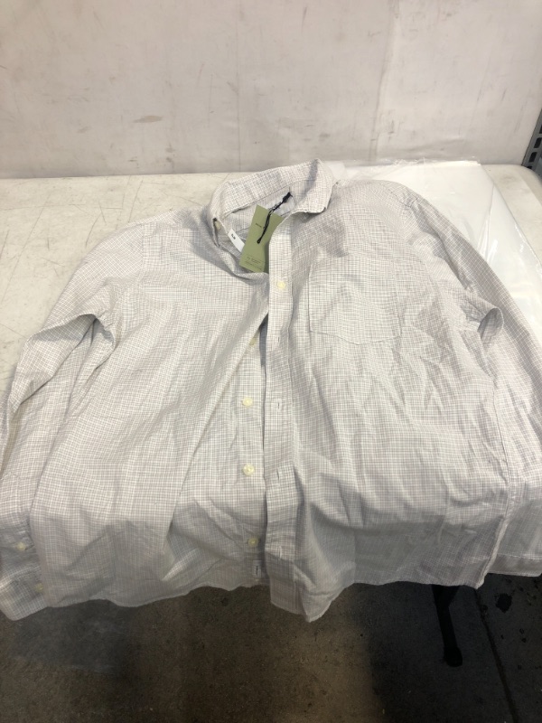 Photo 2 of Men's Plaid Slim Fit Long Sleeve Button-Down Shirt SIZE MEDIUM