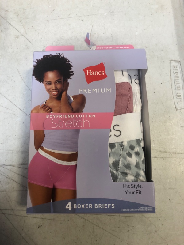 Photo 1 of Hanes Premium Women's 4pk Boyfriend Cotton Stretch Boxer Briefs 
SIZE 7/L
