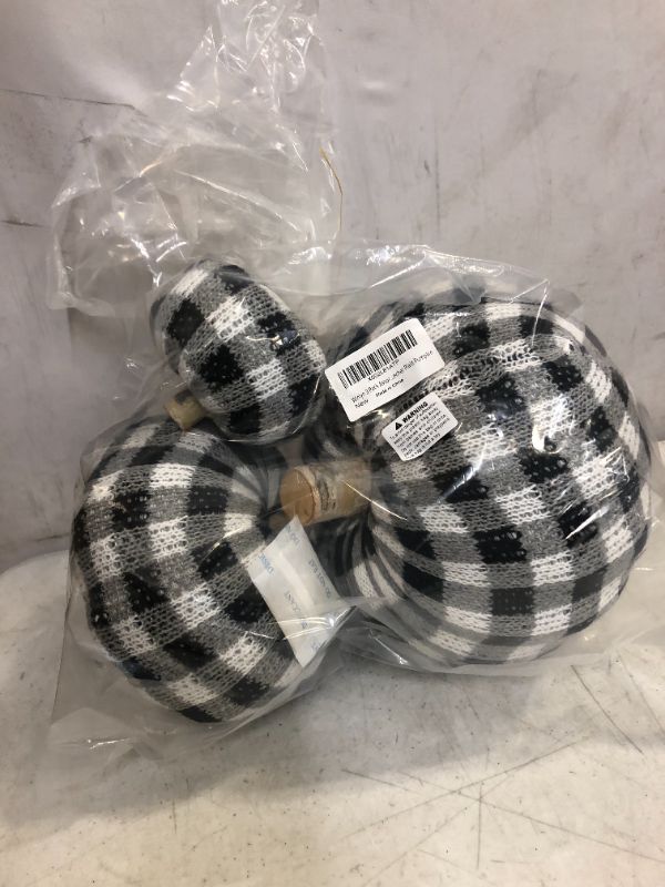 Photo 1 of 3 Pcs Assorted Crochet Pumpkins Plaid Pumpkins Gingham Buffalo Check Knit Pumpkins Fall Thanksgiving Halloween Seasonal Holiday Farmhouse Tabletop Decoration
