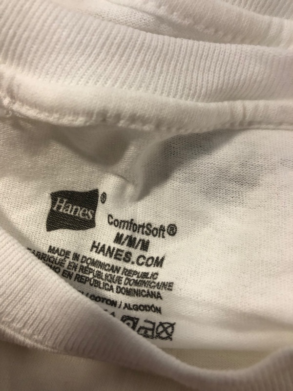 Photo 3 of 8 HANES WHITE T SHIRTS SIZE M/M