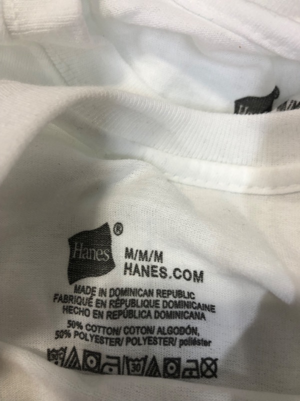 Photo 2 of 8 HANES WHITE T SHIRTS SIZE M/M