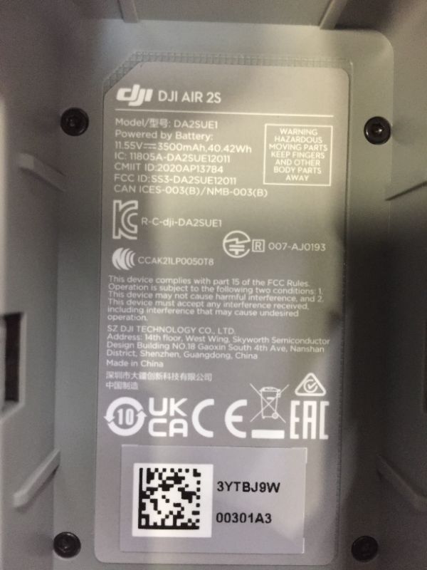 Photo 11 of SEALED!!!!!! DJI Air 2S Fly More Combo with Smart Controller - Drone with 4K Camera, 5.4K Video, 1-Inch CMOS Sensor, 4 Directions of Obstacle Sensing, 31-Min Flight Time, Max 7.5-Mile Video Transmission, Gray DJI Air 2S Fly More Combo + Smart Controller
