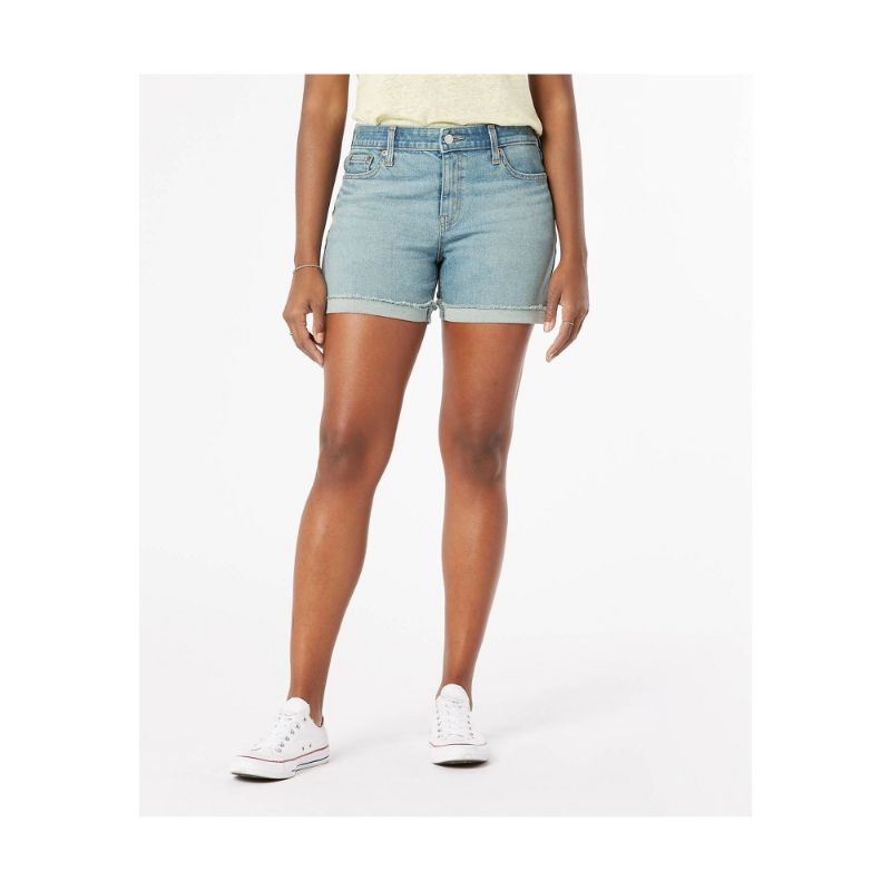 Photo 1 of DENIZEN® from Levi's® Women's Mid-Rise 5" Jean Shorts -
8 w29