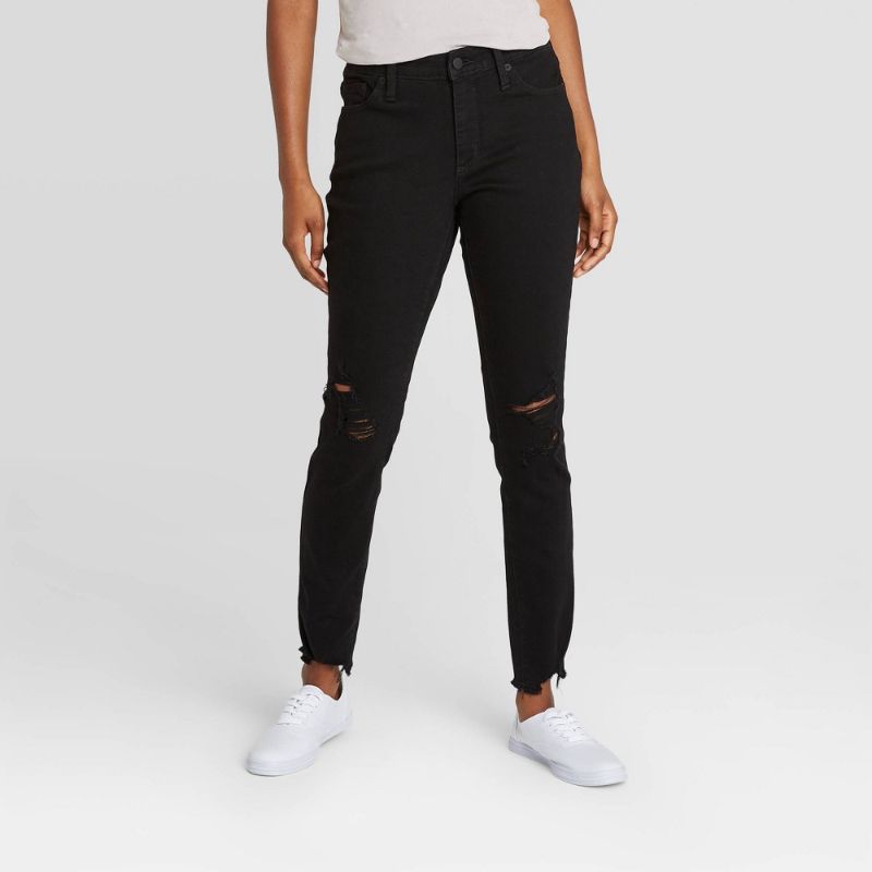 Photo 1 of DENIZEN® from Levi's® Women's Mid-Rise Slim Jeans -
18