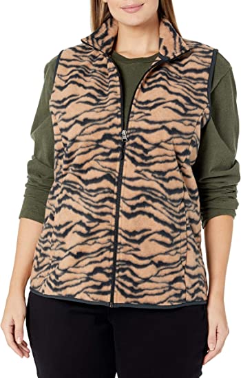 Photo 1 of SIZE 3X----Amazon Essentials Women's Classic-Fit Sleeveless Polar Soft Fleece Vest 