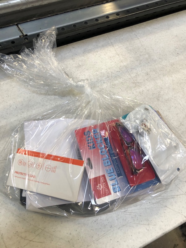 Photo 1 of 10 MISC ITEM BAG LOT