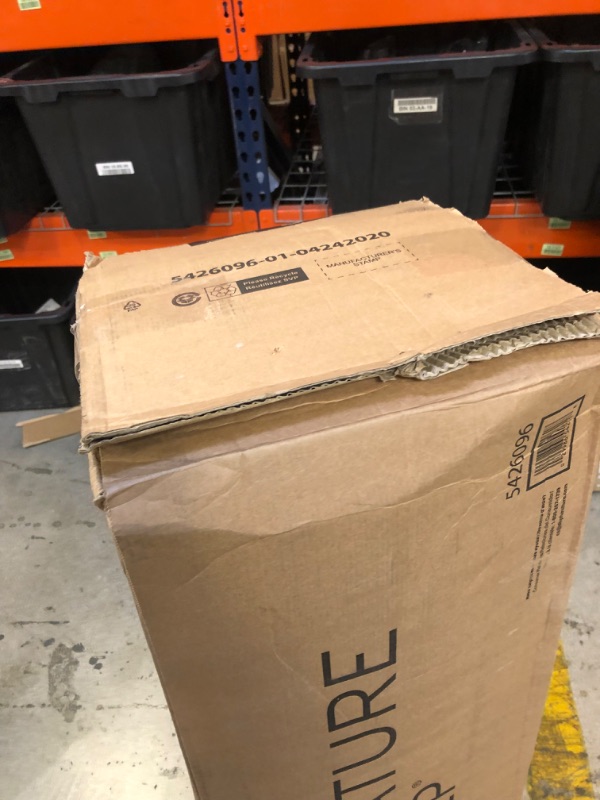 Photo 1 of Signature Sleep Contour 8" Reversible Mattress, Independently Encased Coils, Bed-in-a-Box, Twin Twin 8" Reversible (FACTORY SEALED) 