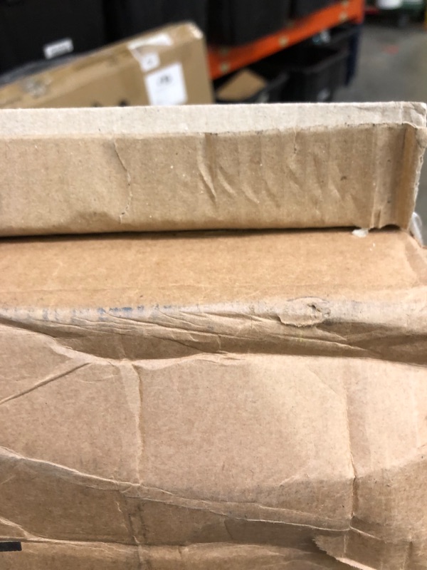 Photo 1 of Signature Sleep Contour 8" Reversible Mattress, Independently Encased Coils, Bed-in-a-Box, Twin Twin 8" Reversible (FACTORY SEALED) 