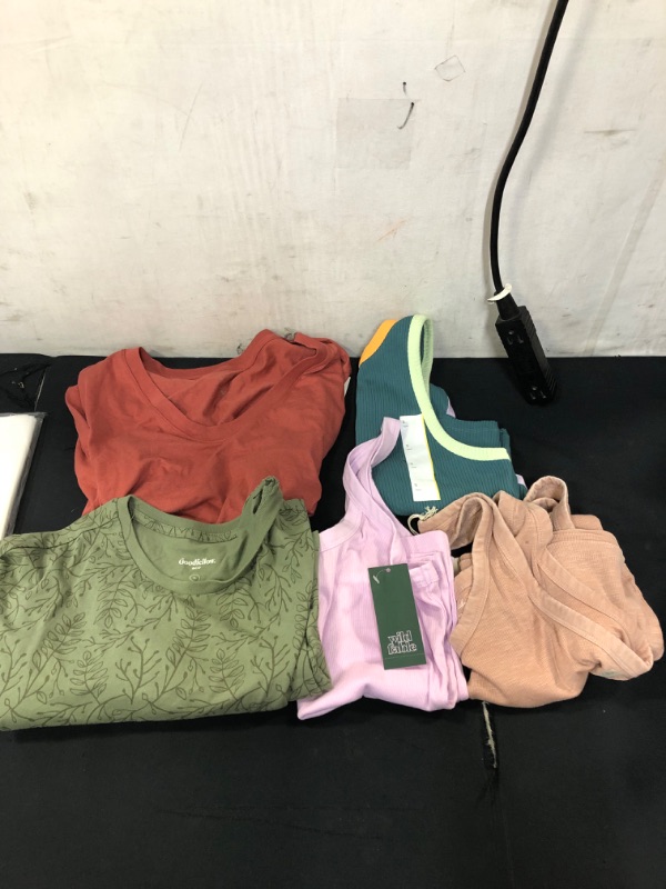 Photo 1 of bag lot clothing various sizes 