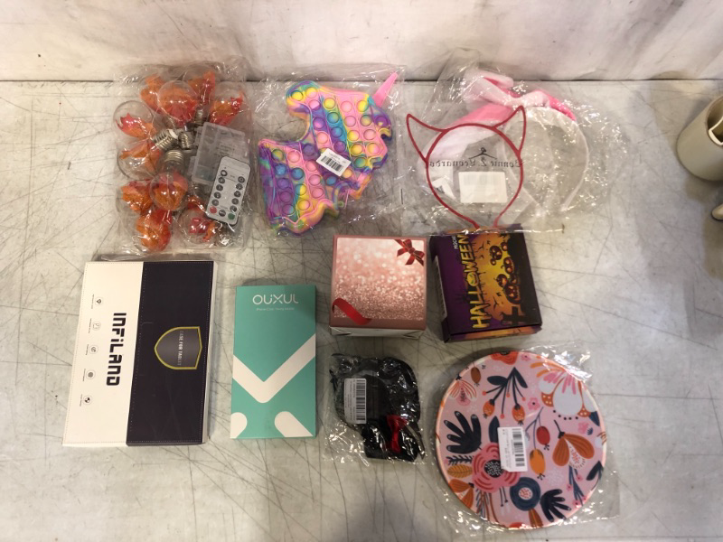 Photo 1 of 10 Piece Lot Miscellaneous 